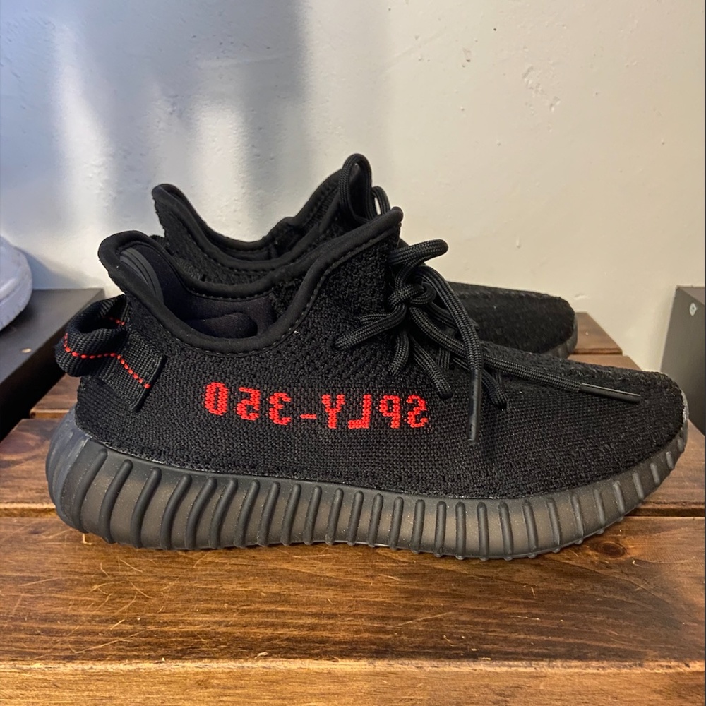 Yeezy Boost 350 V2 'Bred'